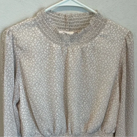 Japna Cream Long Sleeve Blouse with Smocked Ruffles Women’s Size Large - Picture 3 of 8